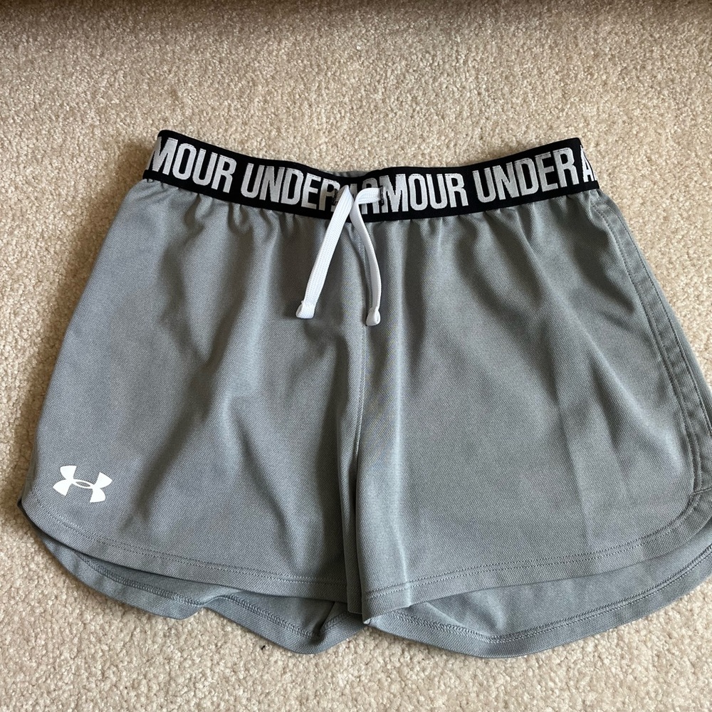 Women’s XS Under Armour Grey Athletic Shorts